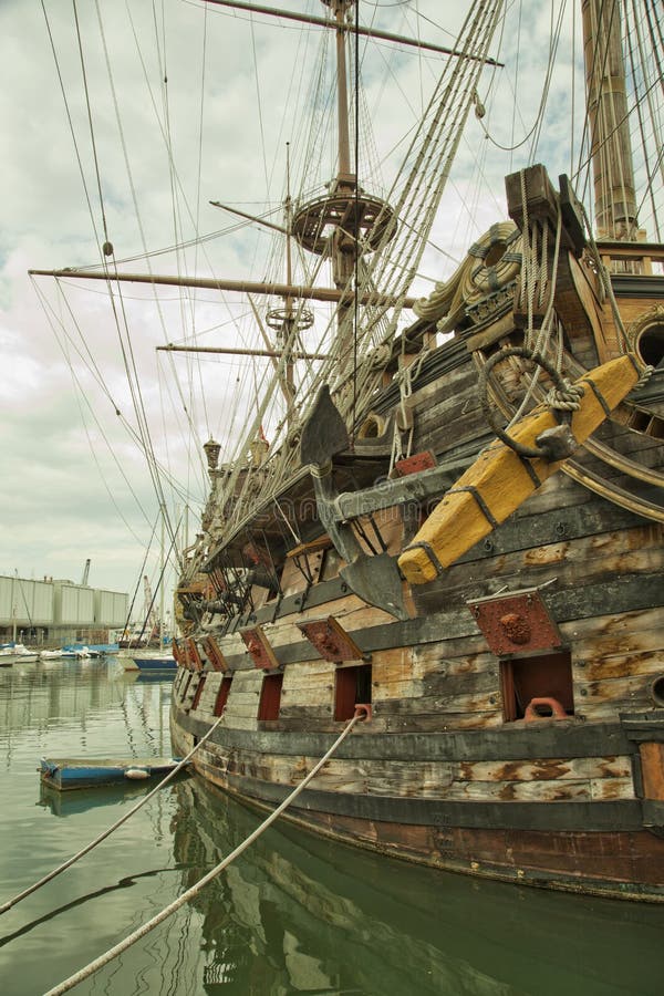 Galeon στοκ εικόνα με δικαίωμα ελεύθερης χρήσης Galeon στοκ εικόνα με δικαίωμα ελεύθερης χρήσης