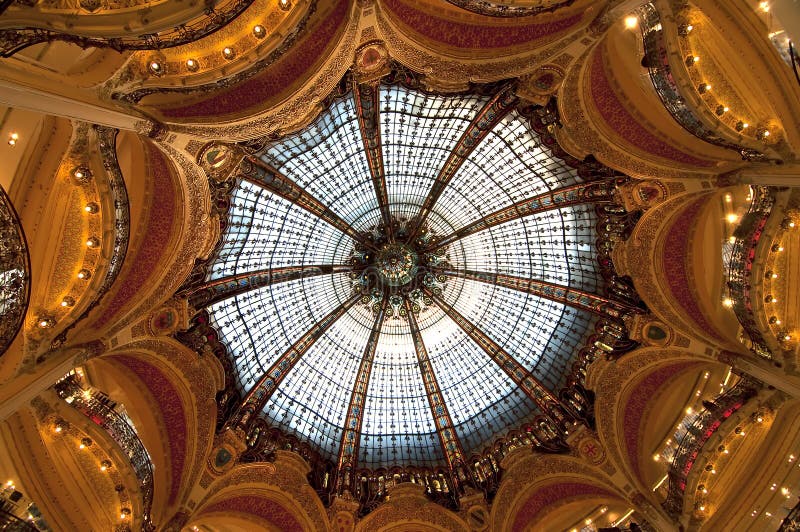 2,786 Galeries Lafayette Store Stock Photos, High-Res Pictures