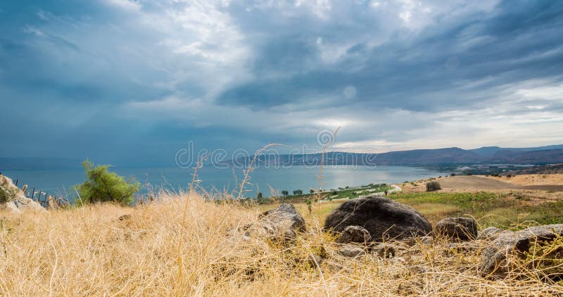 Galilee panorama som tas från monteringen av saligheter