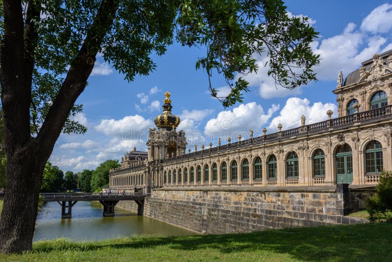 Galleria di immagini di Dresda - Dresda Zwinger, Dresda, Germania fotografia stock Galleria di immagini di Dresda - Dresda Zwinger, Dresda, Germania fotografia stock