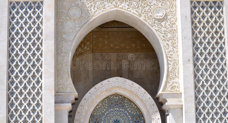 Galleridesign av den Hassan II moskén, Casablanca arkivfoto Galleridesign av den Hassan II moskén, Casablanca arkivfoto