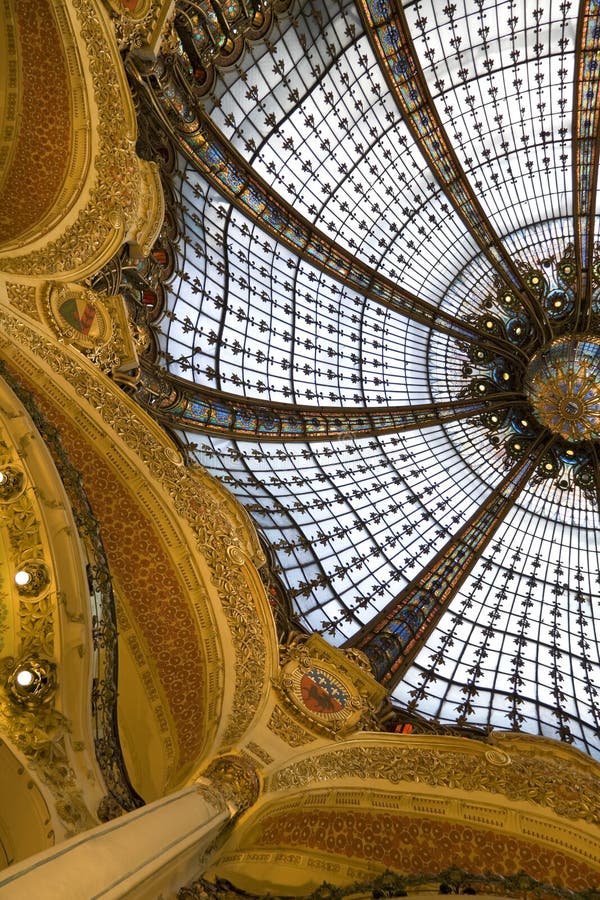 7,617 Galeries Lafayette Paris Stock Photos, High-Res Pictures