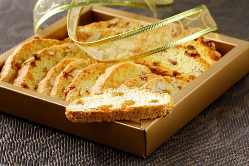 Galletas italianas tradicionales del biscotti fotografía de archivo libre de regalías Galletas italianas tradicionales del biscotti fotografía de archivo libre de regalías