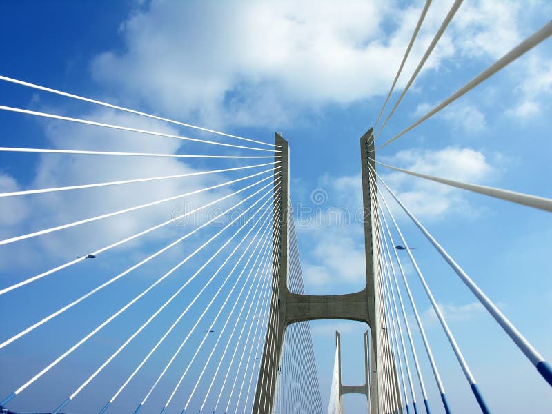 Gama de Ponte Vasco DA, puente en Lisboa imágenes de archivo libres de regalías Gama de Ponte Vasco DA, puente en Lisboa imágenes de archivo libres de regalías
