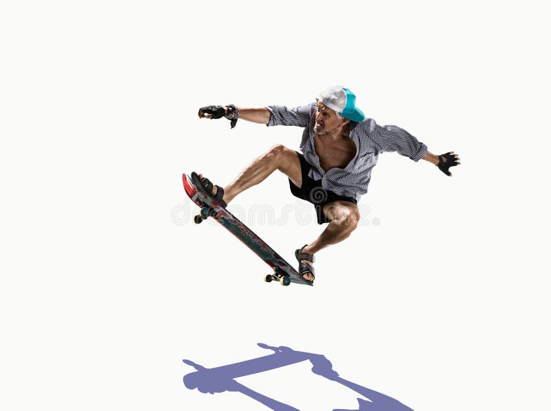 Gamal man som åker skridskor vit royaltyfri bild Gamal man som åker skridskor vit royaltyfri bild