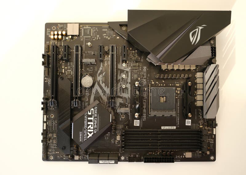Gaming Motherboard with AMD Chipset Asus Rog Strix Gaming PCs, 12th