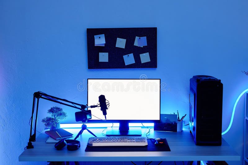 329 Pc Gaming Setup Stock Photos - Free & Royalty-Free Stock Photos from  Dreamstime