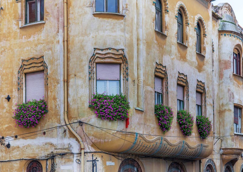 Gamla hus för stadmitt i den romanian västra staden Timisoara arkivfoto Gamla hus för stadmitt i den romanian västra staden Timisoara arkivfoto