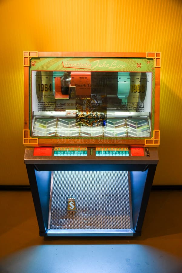 gammal jukebox royaltyfria bilder gammal jukebox royaltyfria bilder