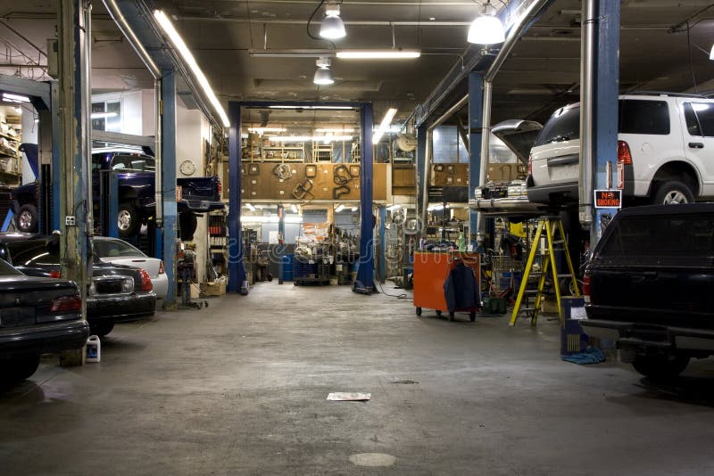 Garage della riparazione dell'automobile