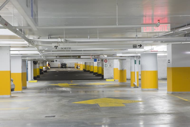 Garagem de estacionamento
