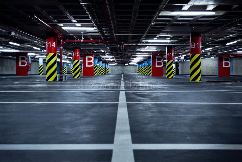 Garagem de estacionamento subterrânea