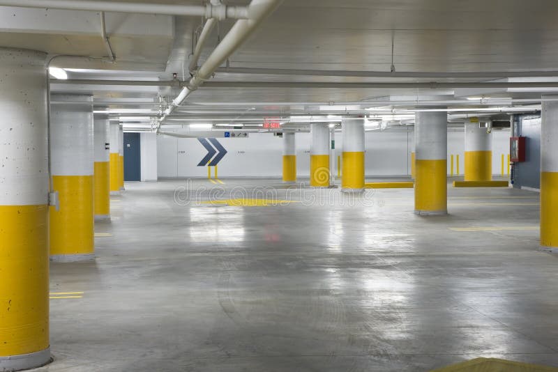 Garagem de estacionamento subterrânea
