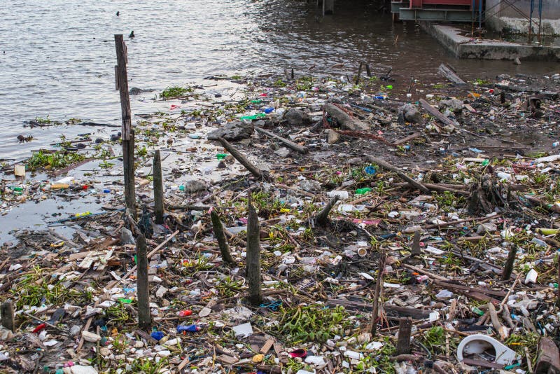 Garbage Crisis in Chao Phraya River. Stock Photo Image of litter, rubbish 70174254