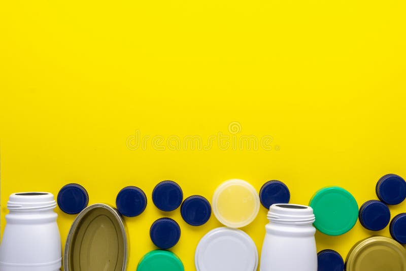 Download 117 949 Yellow Container Photos Free Royalty Free Stock Photos From Dreamstime Yellowimages Mockups