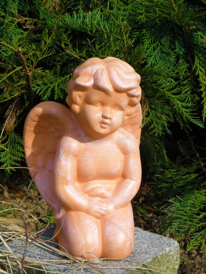 Garden angel stock image. Image of hope, artist, garden - 8914349