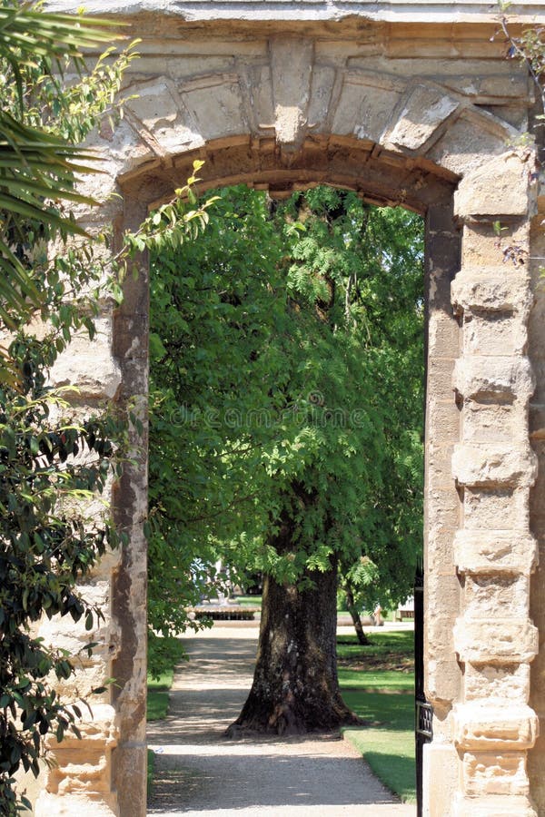 Garden arch