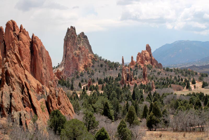 Garden of the Gods, Colorado Stock Photo - Image of trees, spires: 30999686