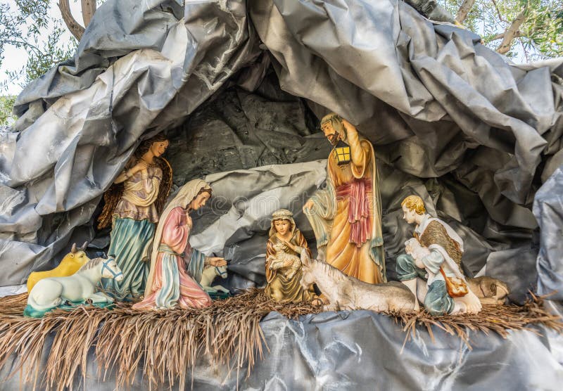 Nativity Scene at Christ Cathedral in Garden Grove, California Stock Image  - Image of glass, statues: 135930925