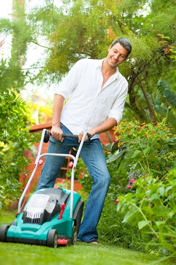 Garden mower trimming