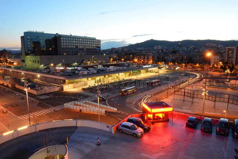 Gare Ferroviaire De Barcelone Sants, Espagne Photo éditorial Image du