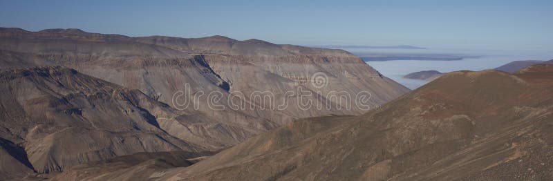 Garganta de Rio Camarones no deserto de Atacama imagens de stock royalty free Garganta de Rio Camarones no deserto de Atacama imagens de stock royalty free