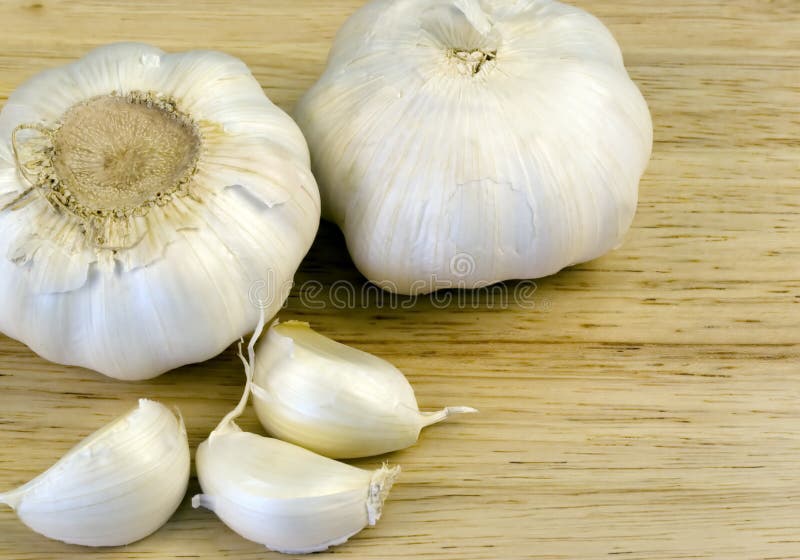 Garlic Bulbs & cloves stock image. Image of spice 11533519