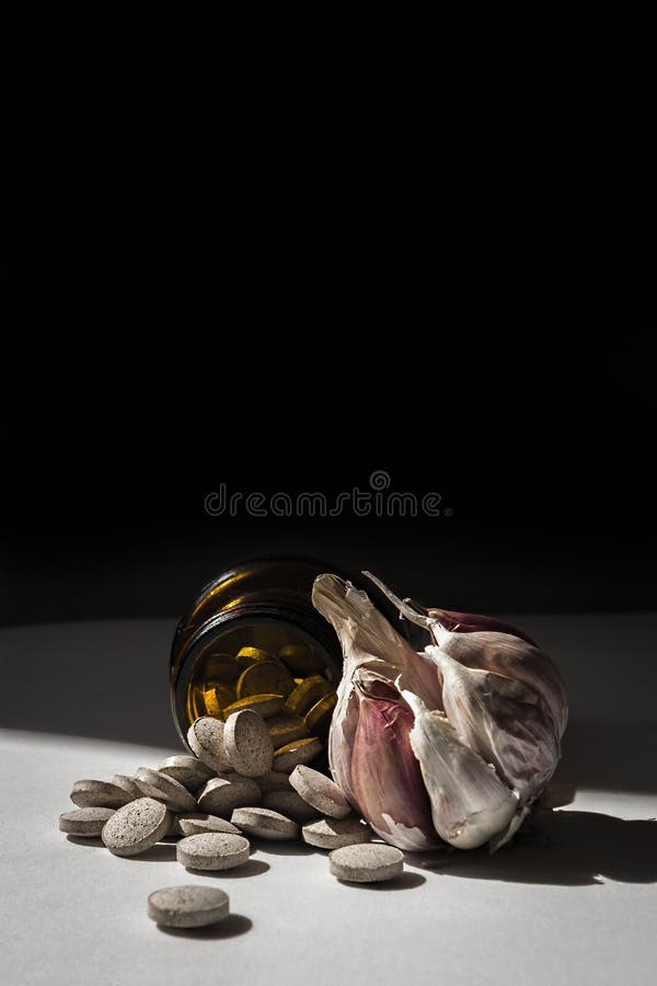 Garlic Capsules, Vitamins D Stock Image Image of omega, protection