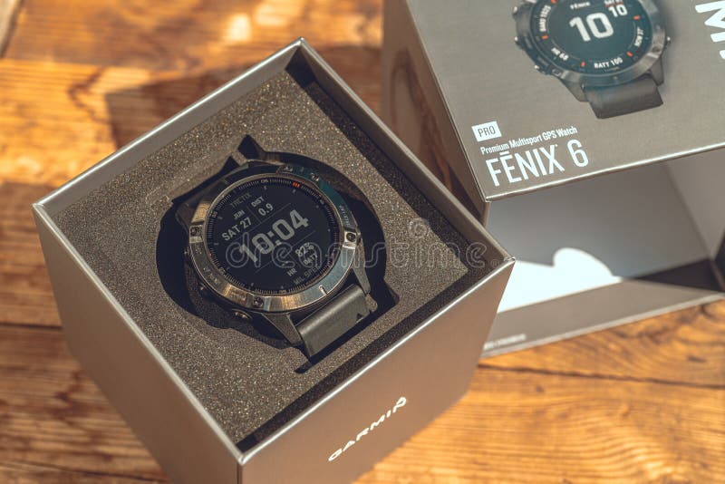 Fenix 6 Pro Smart Watch: với chất lượng tuyệt vời và thiết kế đẹp mắt, chiếc đồng hồ thông minh này sẽ làm hài lòng những người khó tính nhất. Cảm nhận tính năng độc đáo và mạnh mẽ của sản phẩm bằng cách xem hình ảnh và bắt đầu trải nghiệm!