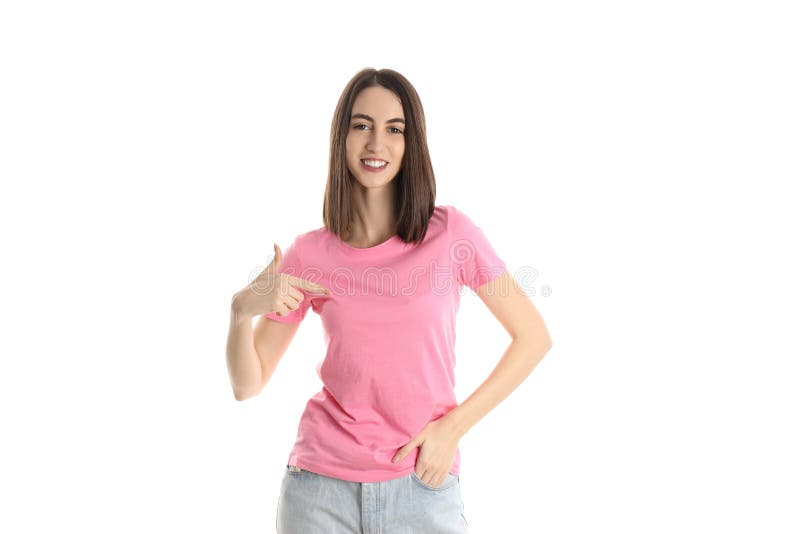 Garota atraente em camisa rosa isolada em fundo branco foto de stock royalty free