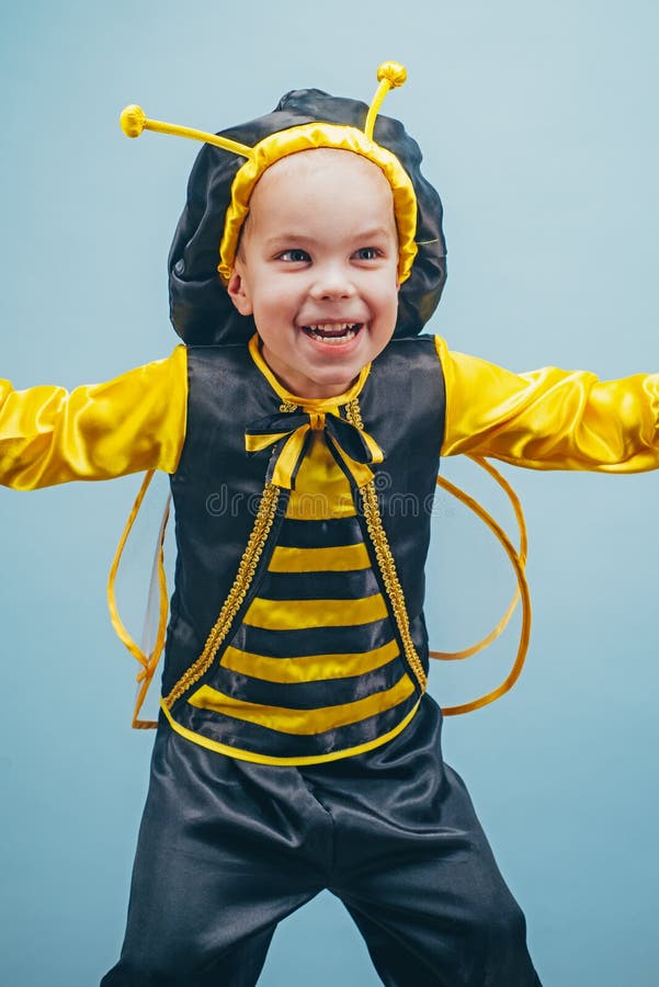 Preços baixos em Disguise Azul Fantasias Para Meninos