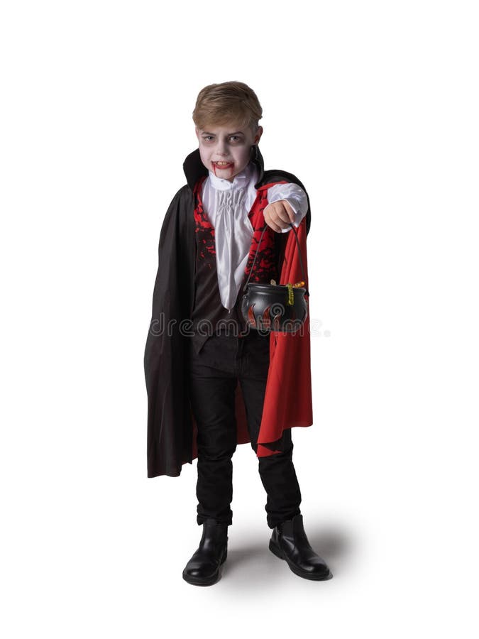 Garoto Na Fantasia De Maquiagem Do Vampiro De Halloween Foto de Stock -  Imagem de monstro, feriado: 230819714