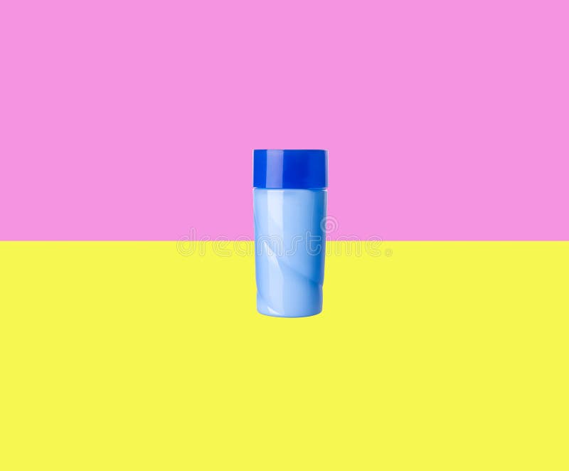 Garrafas dos cosméticos em um fundo ilustração royalty free Garrafas dos cosméticos em um fundo ilustração royalty free