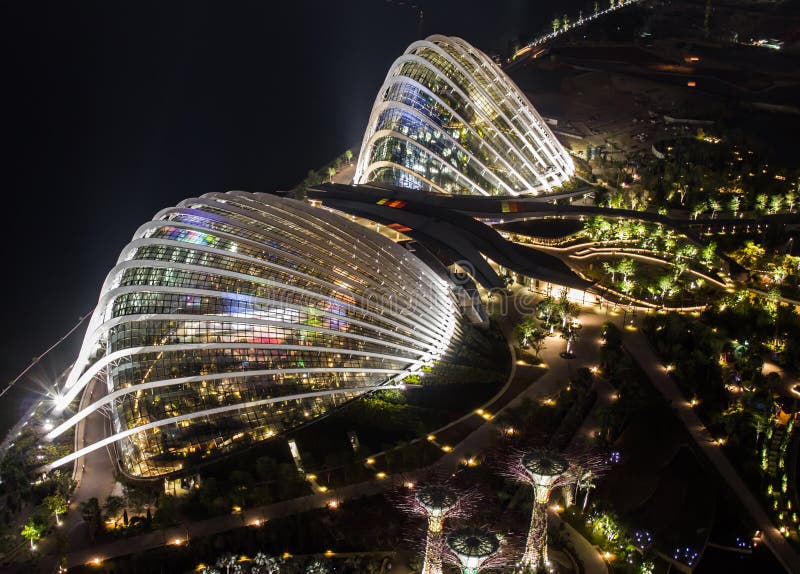 Garten Durch Den Schacht, Singapur. Stockbild Bild von