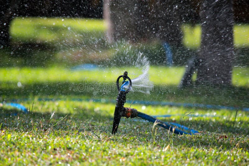 GartenSprenger stockfoto. Bild von flüssigkeit, nave