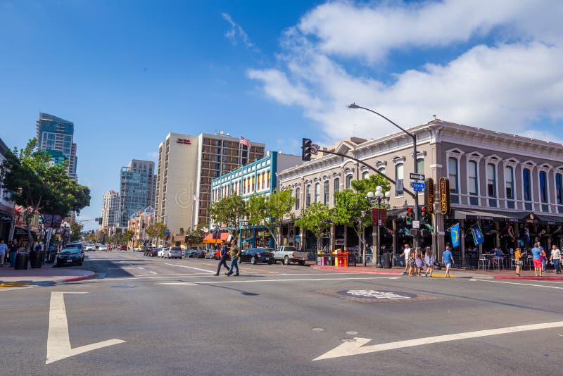 Gata av den Gaslamp fjärdedelen i San Diego royaltyfri fotografi Gata av den Gaslamp fjärdedelen i San Diego royaltyfri fotografi