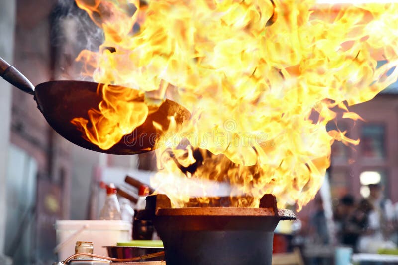 Gatamatfestival Matlagningmat på brand