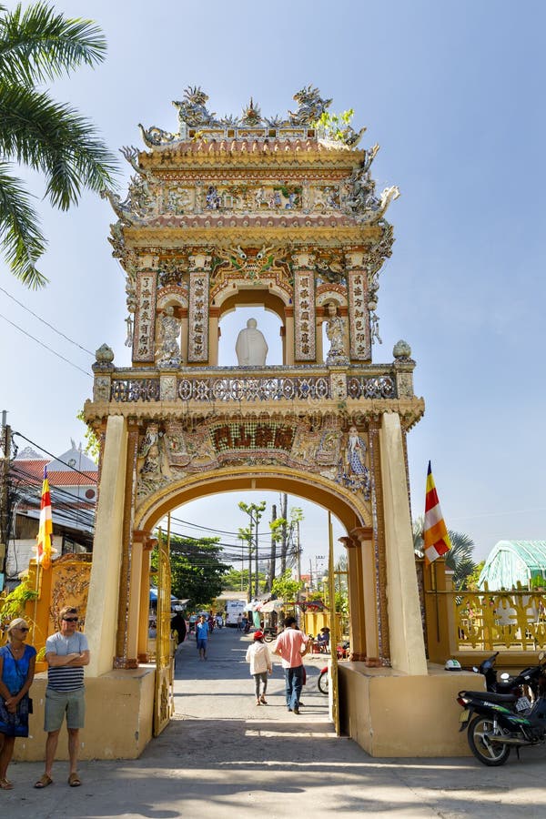 Gate at the entrance to Buddha temple property in My Tho, Vietnam royalty free stock photography Gate at the entrance to Buddha temple property in My Tho, Vietnam royalty free stock photography