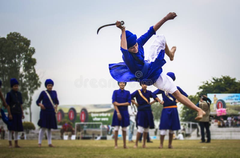 Gatka - uma arte marcial sikh fotos de stock royalty free Gatka - uma arte marcial sikh fotos de stock royalty free