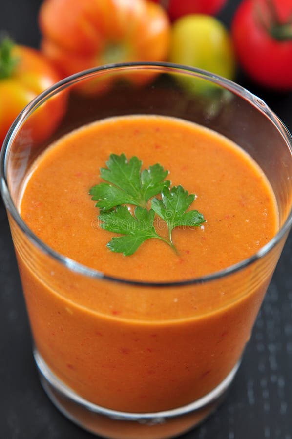 Gazpacho, Kalte Tomatensuppe Stockbild - Bild von kalte, tomatensuppe ...