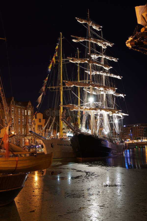ship tour gdansk