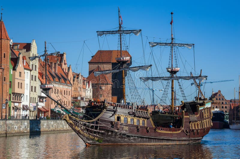 ship tour gdansk