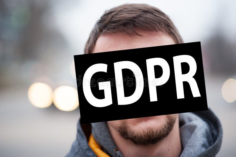 Gdpr, πορτρέτο του ατόμου στο υπόβαθρο της εθνικής οδού, πρόσωπα coverd από το γενικό κανονισμό προστασίας δεδομένων στοκ εικόνα με δικαίωμα ελεύθερης χρήσης Gdpr, πορτρέτο του ατόμου στο υπόβαθρο της εθνικής οδού, πρόσωπα coverd από το γενικό κανονισμό προστασίας δεδομένων στοκ εικόνα με δικαίωμα ελεύθερης χρήσης