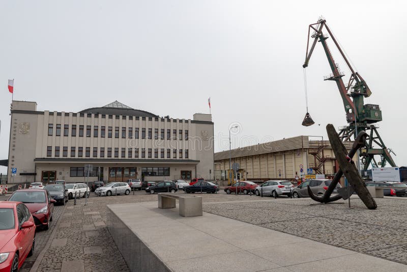 Gdynia, pomorskie/Pologne - mai, 9, 2019 : Port de passager ? Gdynia Vieux b?timents de port en Europe centrale photo libre de droits Gdynia, pomorskie/Pologne - mai, 9, 2019 : Port de passager ? Gdynia Vieux b?timents de port en Europe centrale photo libre de droits