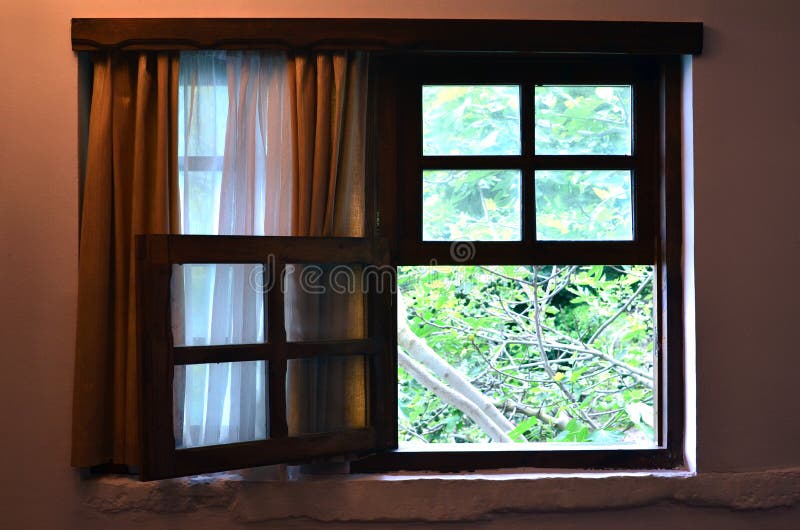 Offenes Fenster Von Der Außenseite Oder Von Innen
