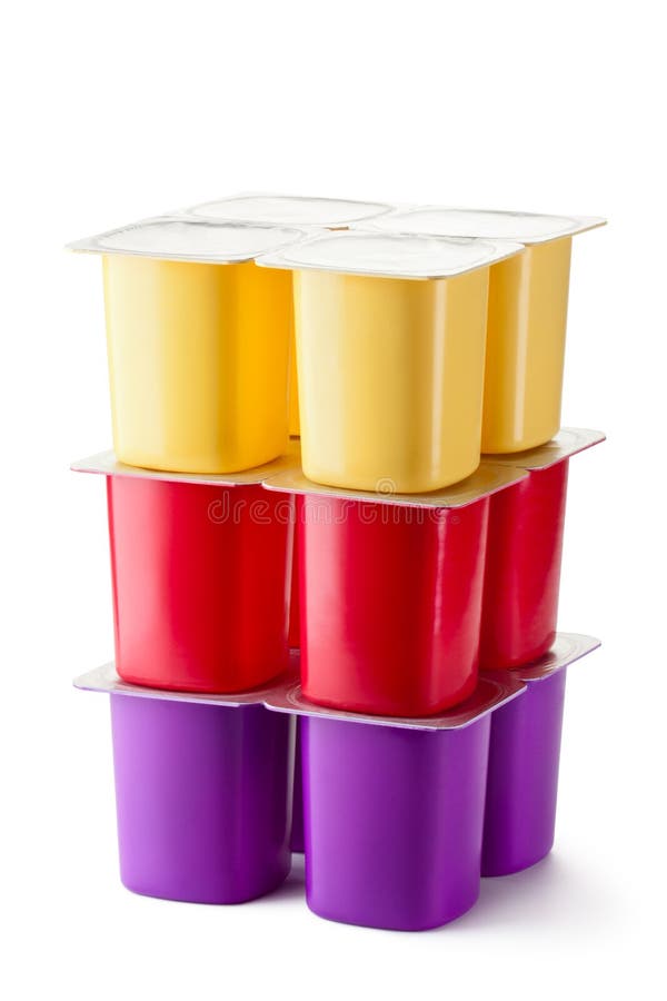 Geassorteerde plastic containers voor zuivelproducten royalty-vrije stock foto Geassorteerde plastic containers voor zuivelproducten royalty-vrije stock foto