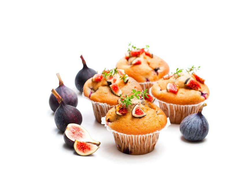 Gebackene Muffins Mit Den Feigen Lokalisiert Auf Weiß Stockbild - Bild ... Gebackene Muffins Mit Den Feigen Lokalisiert Auf Weiß Stockbild - Bild ...
