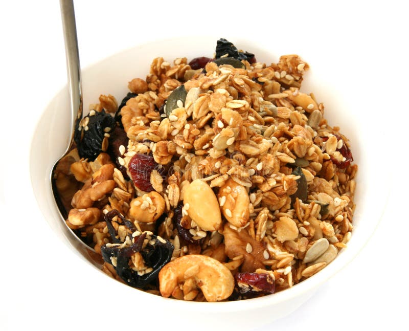 Gebakken muesli in kom stock foto. Image of diëet, voedsel 13906810