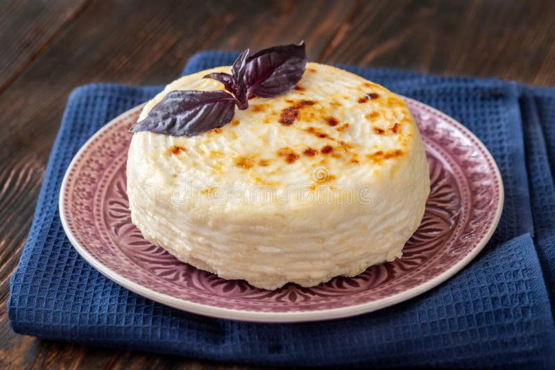 Gebakken ricotta kaas royalty-vrije stock fotografie