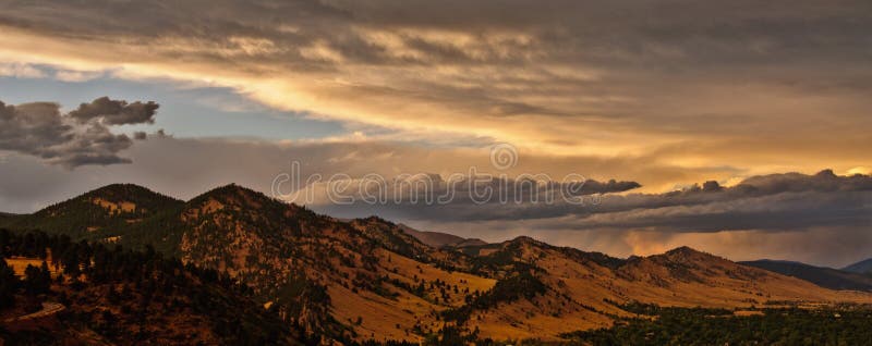 Gebirgszug Boulder-Kolorado